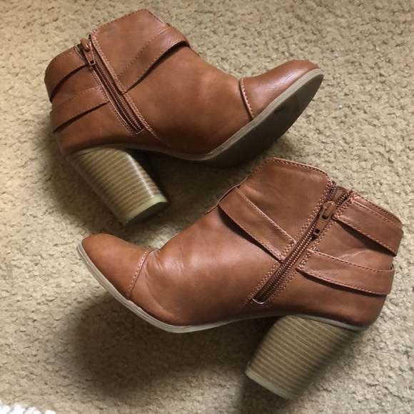 LC Lauren Conrad Brown Booties - Picture 7 of 12